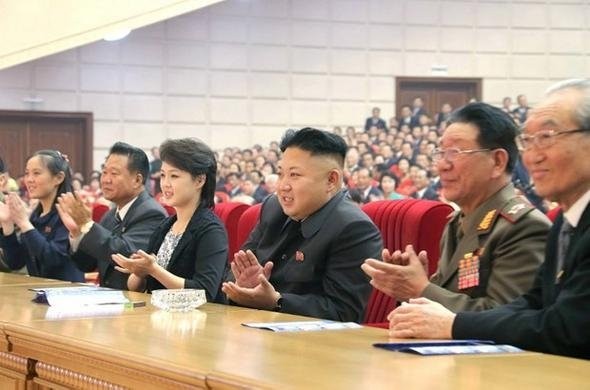 Kim Jong-un'un sır gibi sakladığı eşi ortaya çıktı!