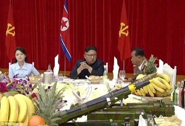 Kim Jong-un'un sır gibi sakladığı eşi ortaya çıktı!