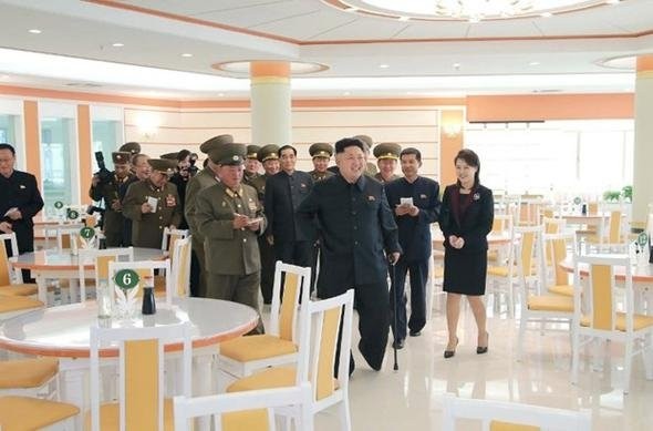 Kim Jong-un'un sır gibi sakladığı eşi ortaya çıktı!