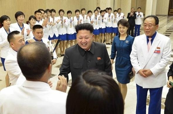 Kim Jong-un'un sır gibi sakladığı eşi ortaya çıktı!