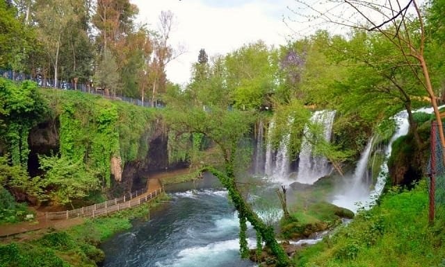 İşte Türkiye'nin doğa harikası şelaleleri