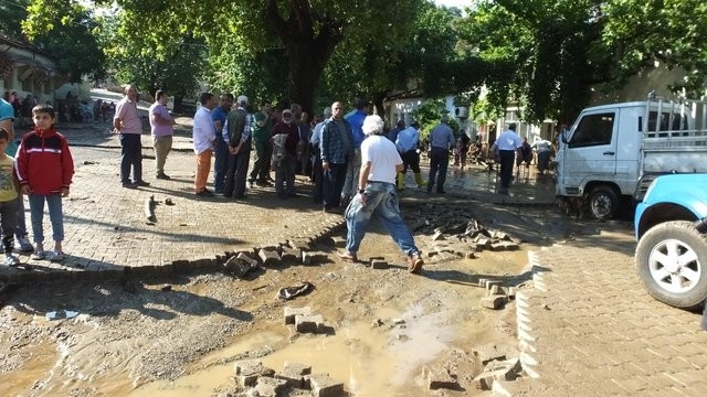 Bakanlık uyardı: Dere yataklarının tabanı toprak kalsın