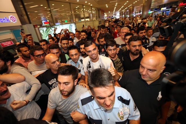 Beşiktaş'ın yeni yıldızı Pepe İstanbul'da