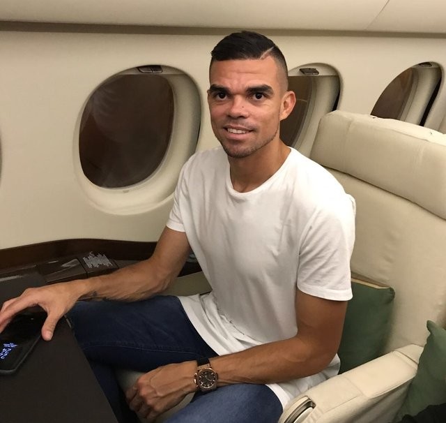 Beşiktaş'ın yeni yıldızı Pepe İstanbul'da