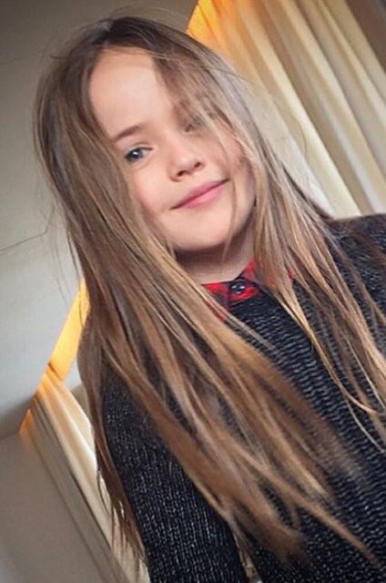 Dünyanın en güzel çocuğu Kristina Pimenova