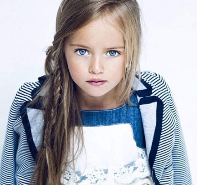 Dünyanın en güzel çocuğu Kristina Pimenova