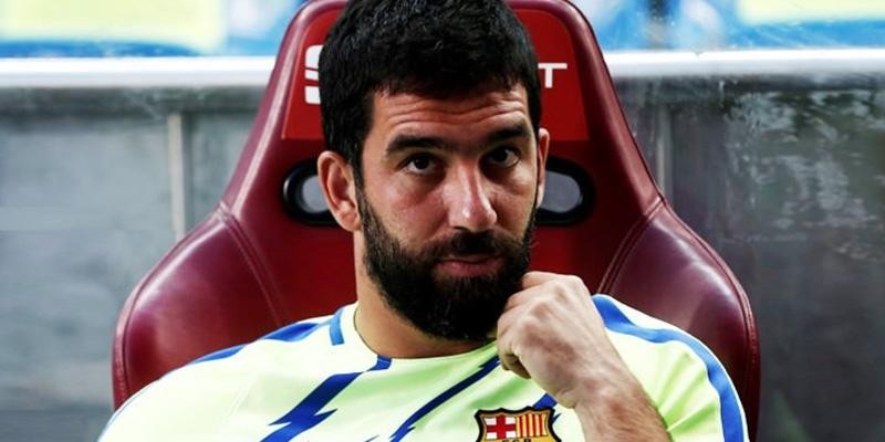 Galatasaray Arda Turan'ı 1 yıllığına kiraladı