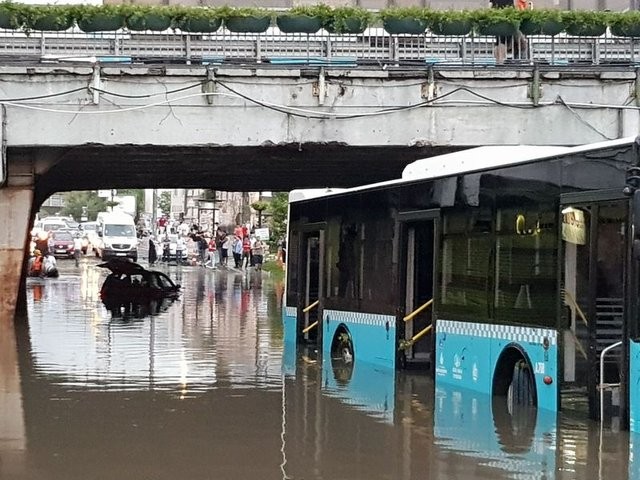 Meteoroloji Mühendisi Tek: Doğal afetlere alışın, daha da artacak!