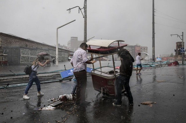 Meteoroloji Mühendisi Tek: Doğal afetlere alışın, daha da artacak!