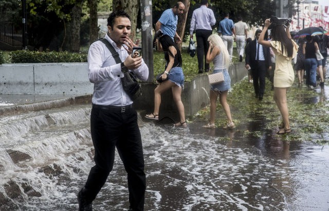 Meteoroloji Mühendisi Tek: Doğal afetlere alışın, daha da artacak!