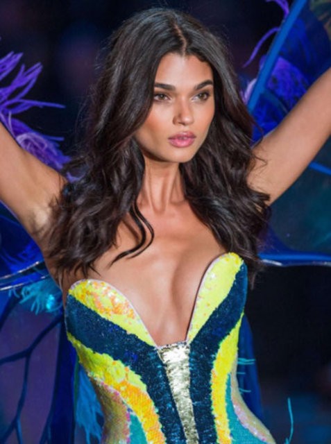 Victoria's Secret'ın yeni melekleri açıklandı