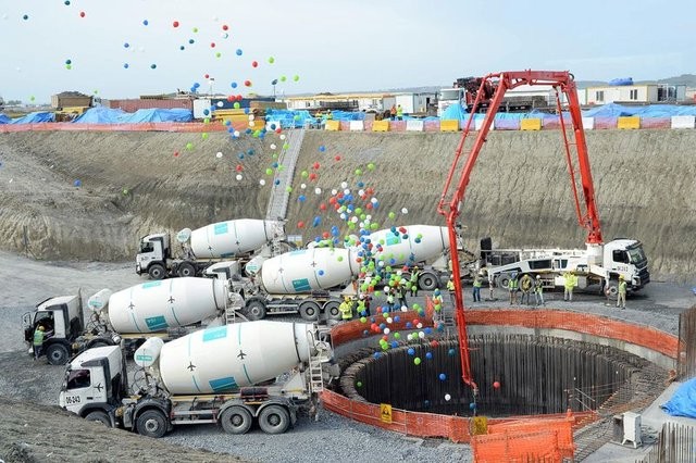 Üçüncü Havalimanı'nın tamamlanan yolcu köprüleri ilk kez görüntülendi