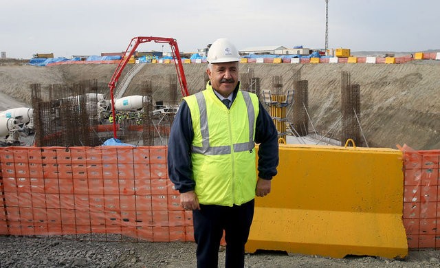 Üçüncü Havalimanı'nın tamamlanan yolcu köprüleri ilk kez görüntülendi