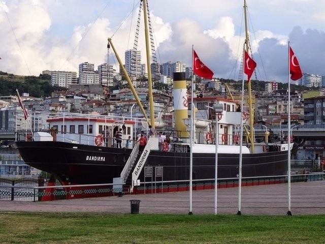 Türkiye'nin en kalabalık ilçeleri arasında İstanbul yok...