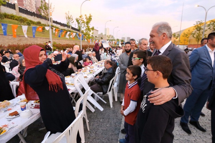 İşte fotoğraflarla İBB yeni başkanı Mevlüt Uysal