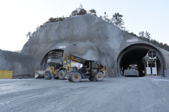 Yeni Zigana tünelinde 7 bin 700 metre kazıldı