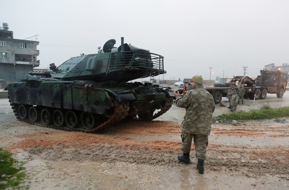 Reuters dünyaya bu fotoğraflarla duyurdu!