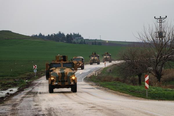 Ant içen komandolar Afrin'e hareket etti