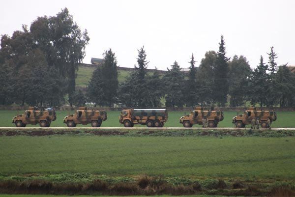 Ant içen komandolar Afrin'e hareket etti