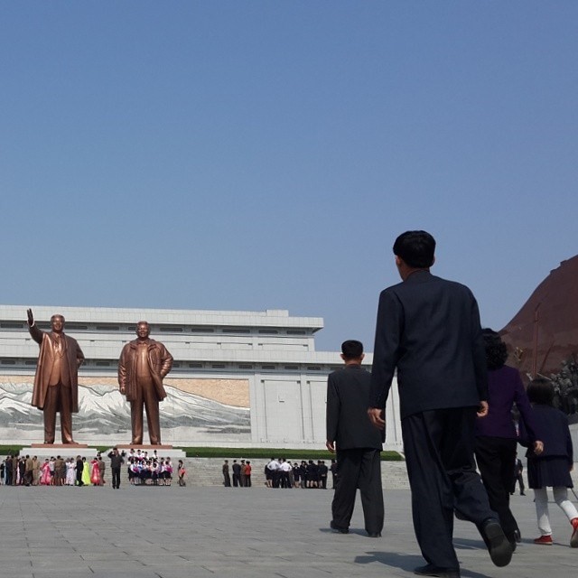 Kuzey Kore'den Kim Jong un'u kızdıracak kareler