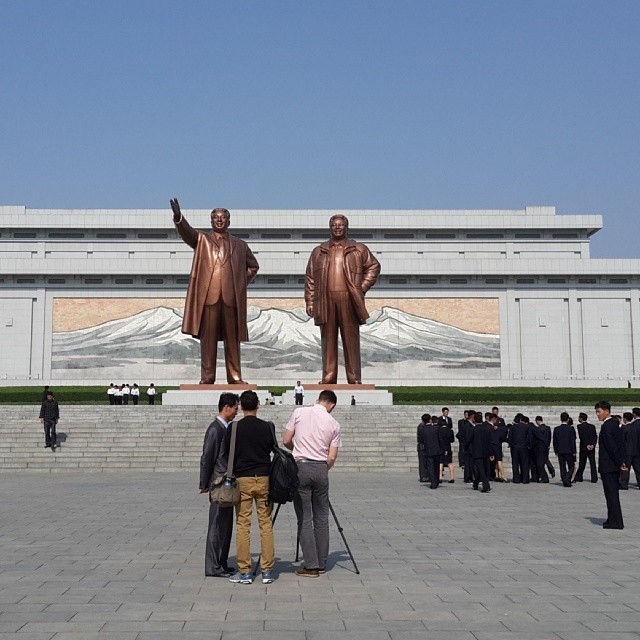 Kuzey Kore'den Kim Jong un'u kızdıracak kareler