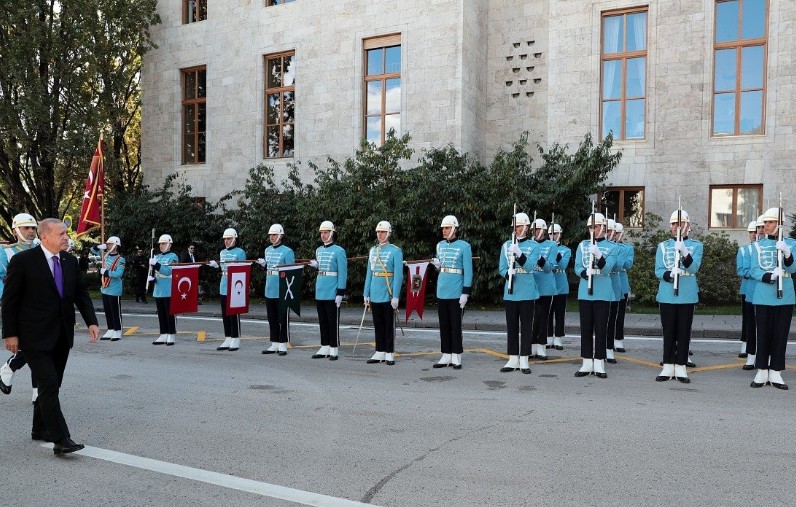 Erdoğan TBMM'de böyle karşılandı