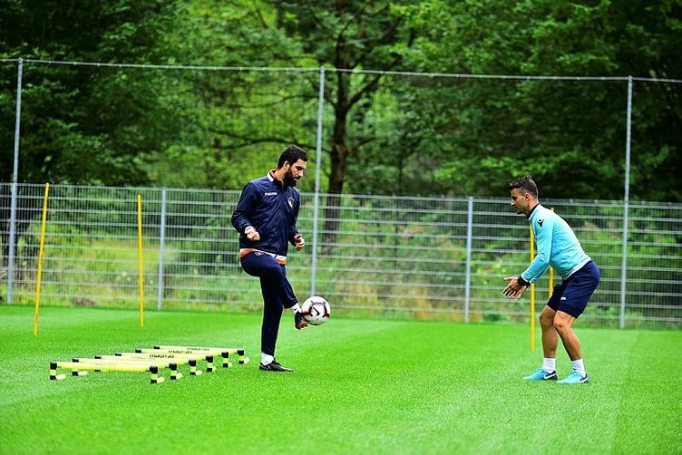 Hıncal Uluç Arda Turan'ı yerden yere vurdu! 