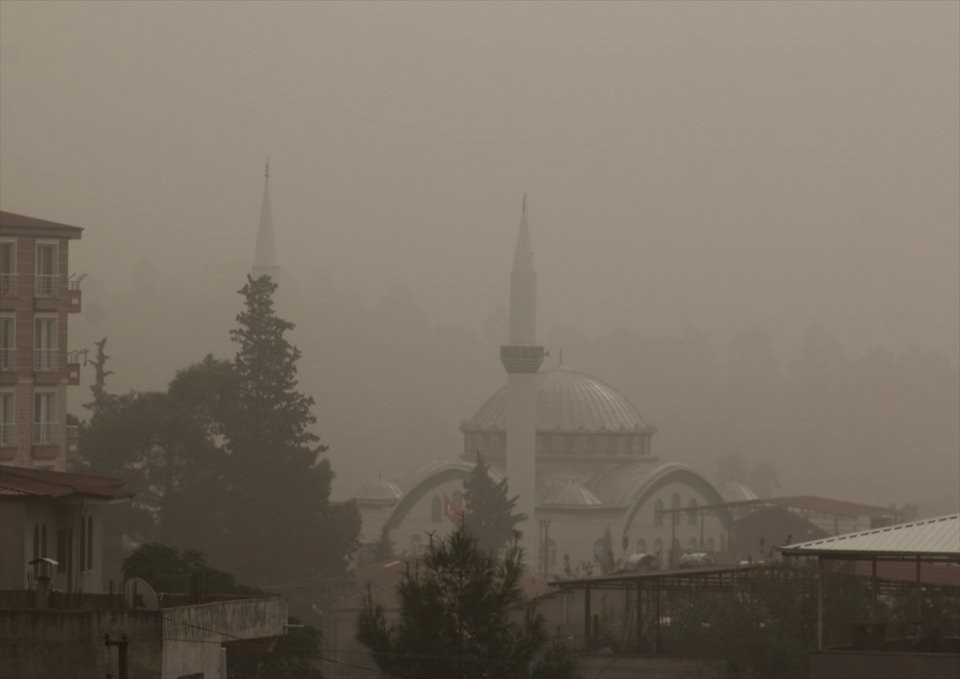 Güneydoğu Anadolu'da göz gözü görmüyor!