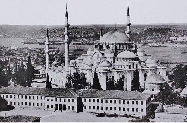 Arşivden çıkan eski istanbul fotoğrafları