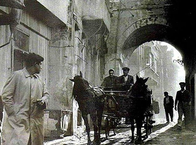 Arşivden çıkan eski istanbul fotoğrafları