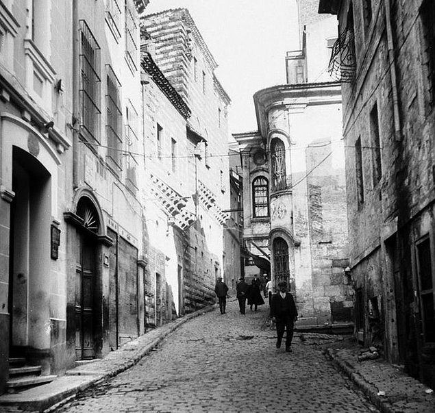 Arşivden çıkan eski istanbul fotoğrafları