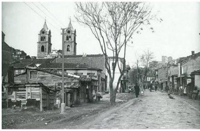 Arşivden çıkan eski istanbul fotoğrafları