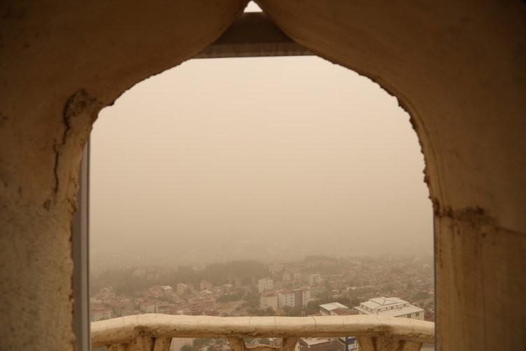 Meteorolojiden 5 il için toz taşınımı uyarısı