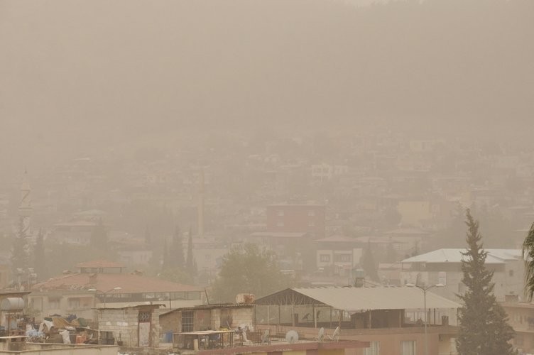 Meteorolojiden 5 il için toz taşınımı uyarısı