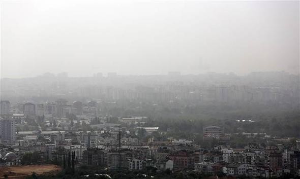 Toz bulutu Antalya'ya ulaştı!