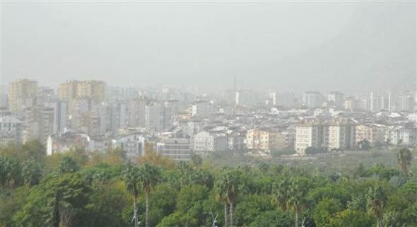 Toz bulutu Antalya'ya ulaştı!