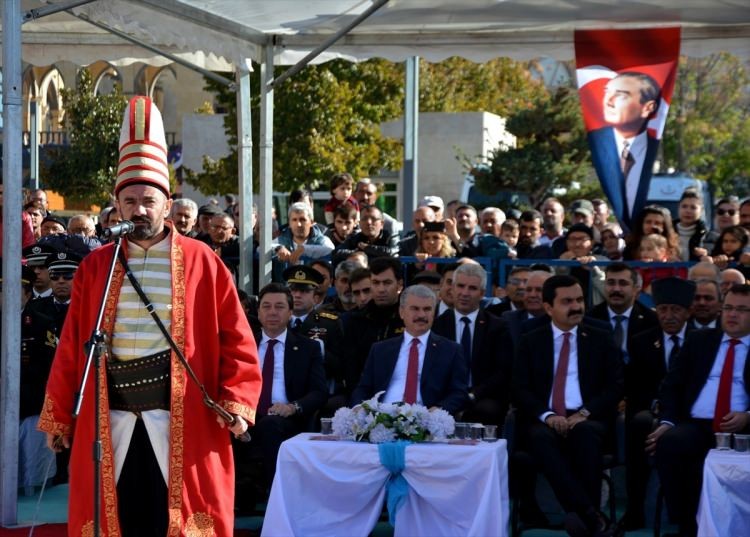 Devlet erkanı Anıtkabir'i ziyaret etti