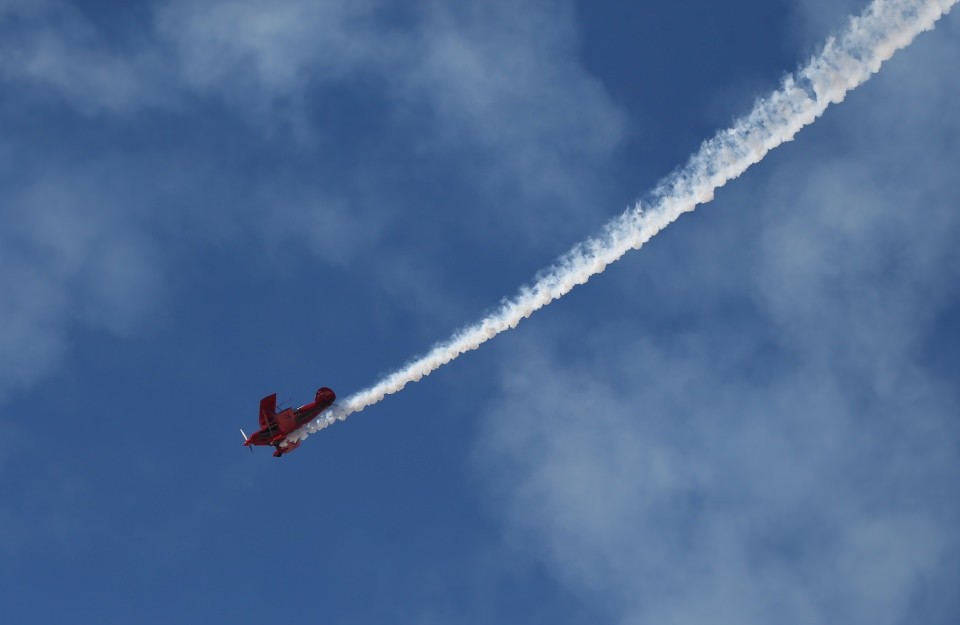 Kadın pilotdan Cumhuriyet Bayramı'na özel gösteri