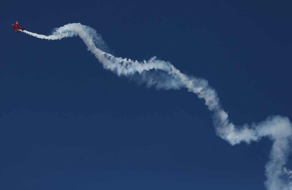 Kadın pilotdan Cumhuriyet Bayramı'na özel gösteri