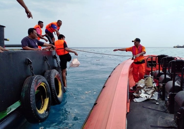 Endonezya'daki uçak faciasıyla ilgili kahreden ayrıntı