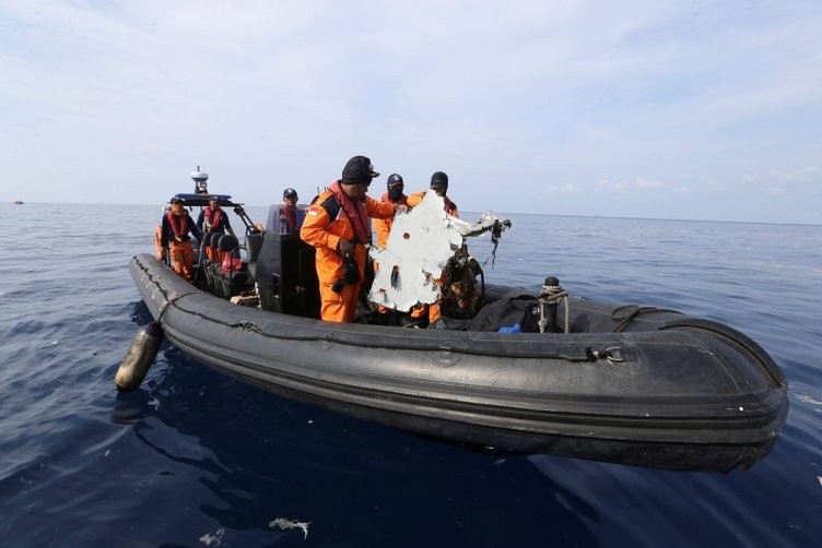 Endonezya'daki uçak faciasıyla ilgili kahreden ayrıntı