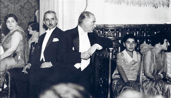 Mustafa Kemal Atatürk'ün bilinmeyen fotoğrafları