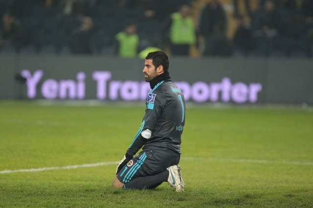 Volkan Demirel'in kadro dışı kalması sosyal medyayı salladı