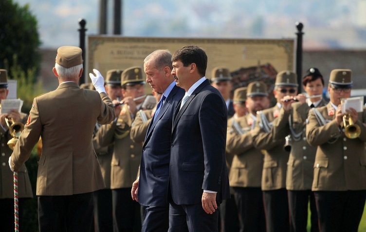  Erdoğan Janos Ader tarafından karşılandı