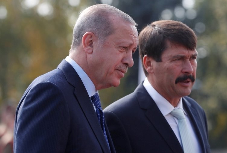  Erdoğan Janos Ader tarafından karşılandı