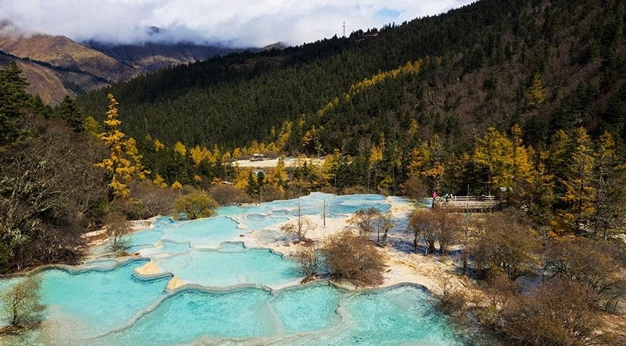 Çin'in Pamukkalesi Huanglong