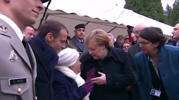 Merkel ve Macron'un zor anları...