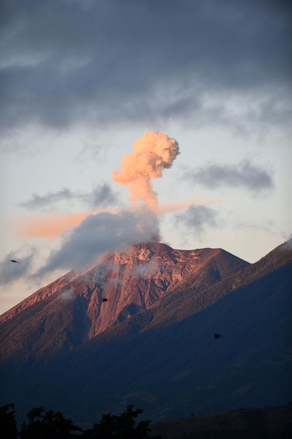 Guatemala'da yanardağ alarmı