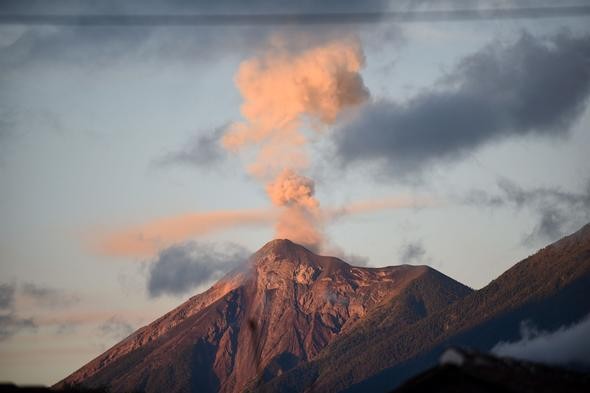 Guatemala'da yanardağ alarmı