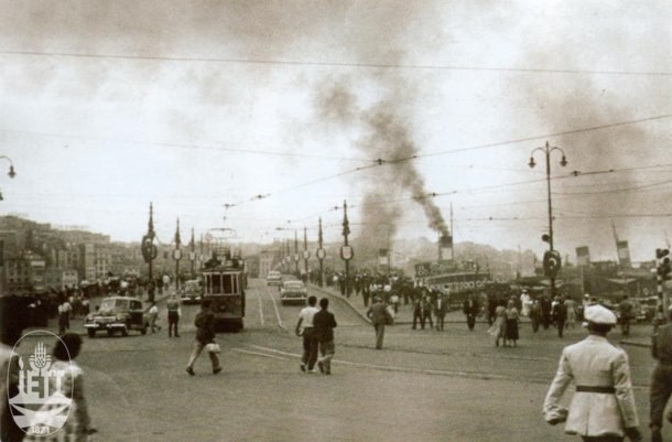 Yıllar önce İstanbul sokakları...İETT yayınladı